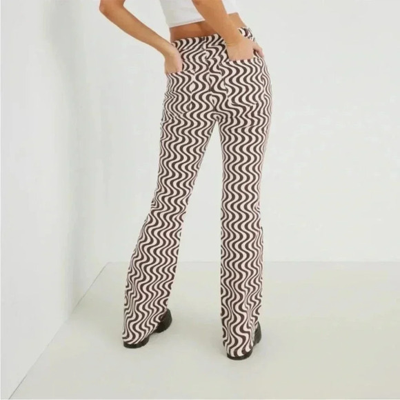 New with tags! Garage Retro 70s Wavy Print Bootcut Pants Size 3 - Picture 2 of 9